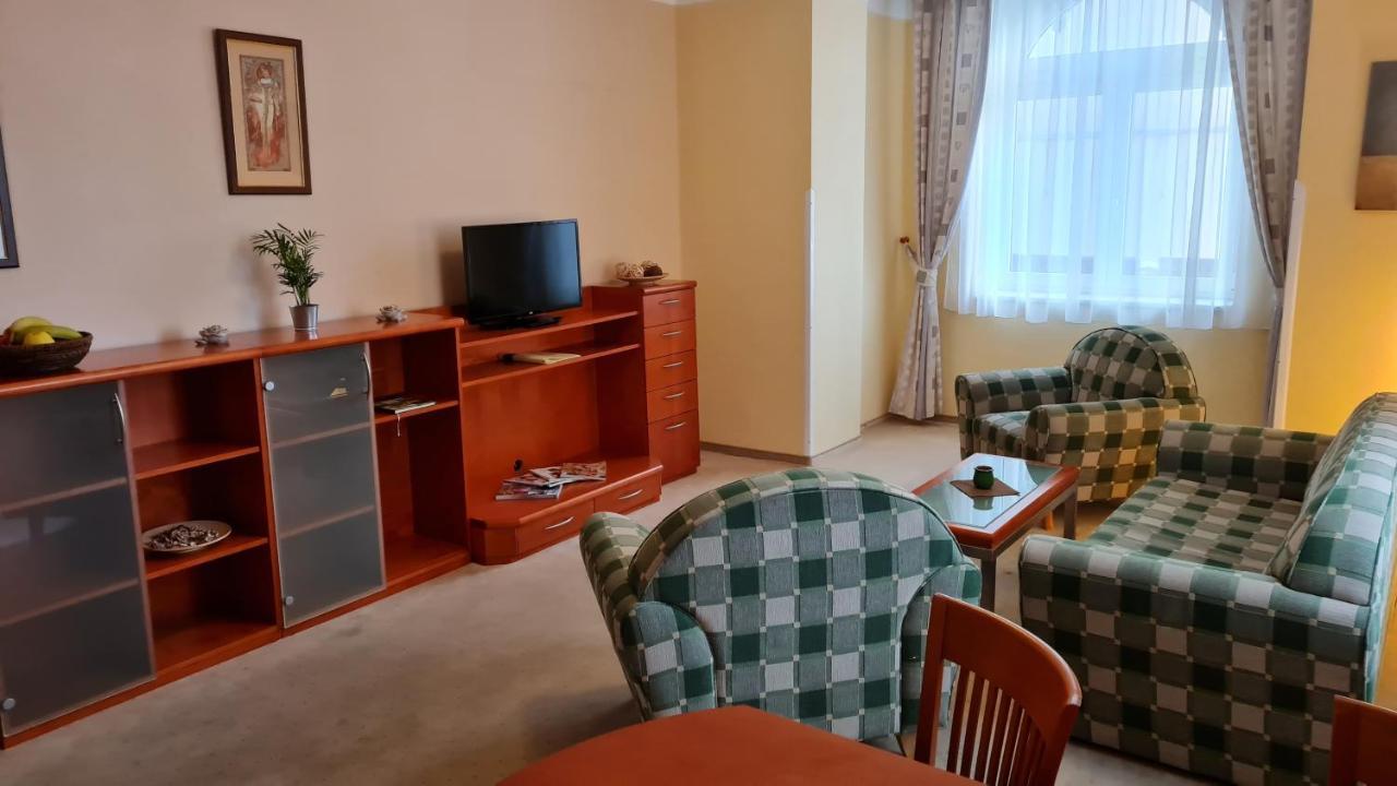 Hotel La Passionaria Маріанські Лазні Екстер'єр фото