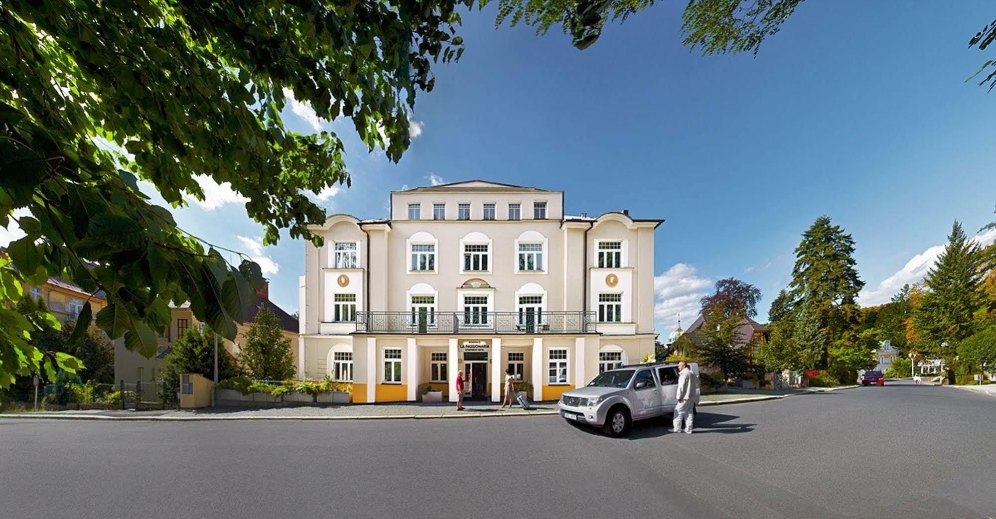 Hotel La Passionaria Маріанські Лазні Екстер'єр фото